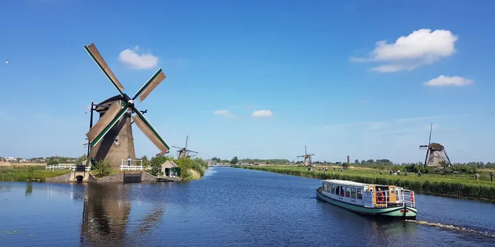 rhine river cruise kinderdijk