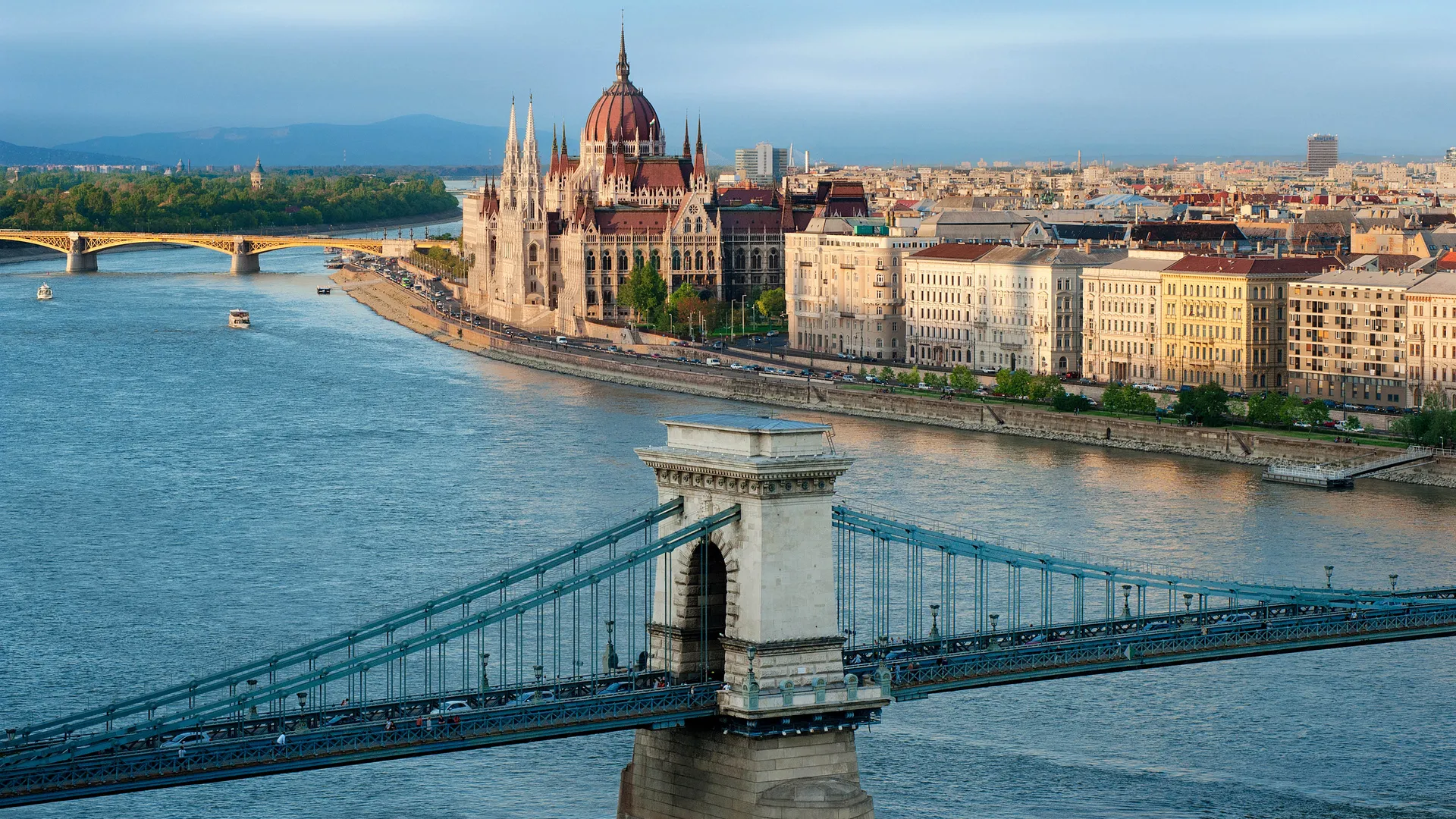 Romantic Danube | Viking River Cruises - Cruise Itineraries - Videos | Viking Cruises