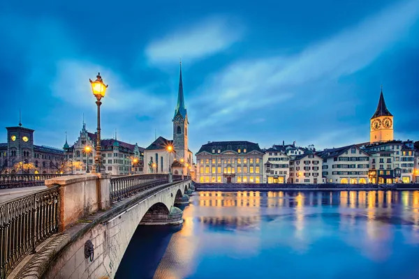 paris river cruise terminal