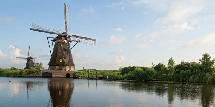 rhine river cruise kinderdijk