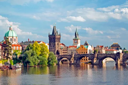 travel agent river cruise