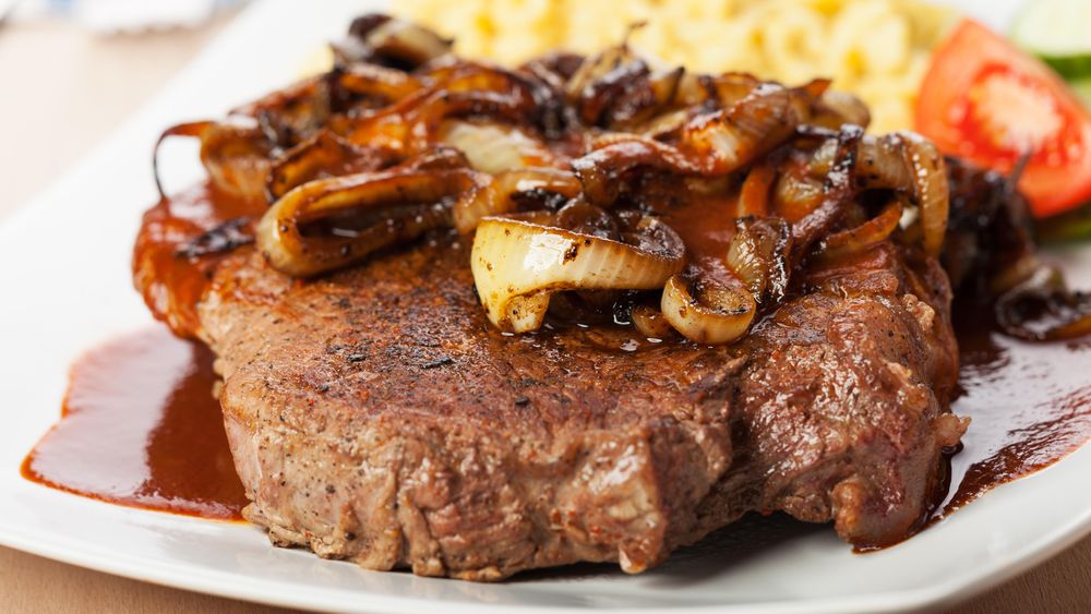 Wiener Zwiebelrostbraten - River Cruises